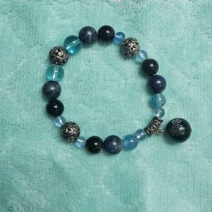 Chic Blue and Silver Beaded Bracelet
